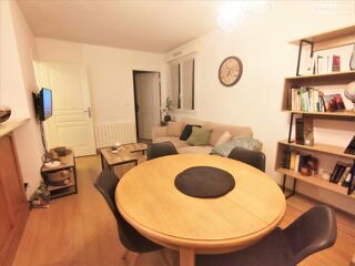  Appartement à louer 2 pièces 42 m²
