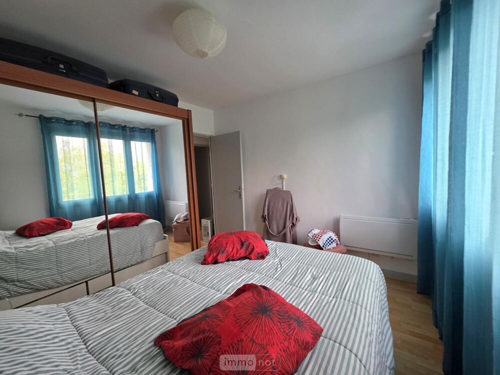 Appartement 3 pièces vendu loué  Résidence calme avec a....