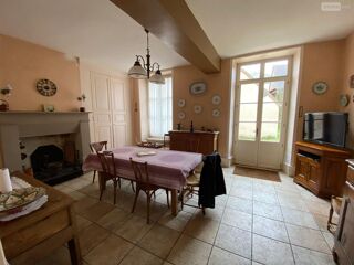  Maison à vendre 11 pièces 245 m²