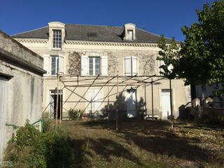  Immeuble à vendre 8 pièces 220 m²