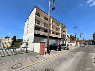  Immeuble � vendre 3 pi�ces 70 m�