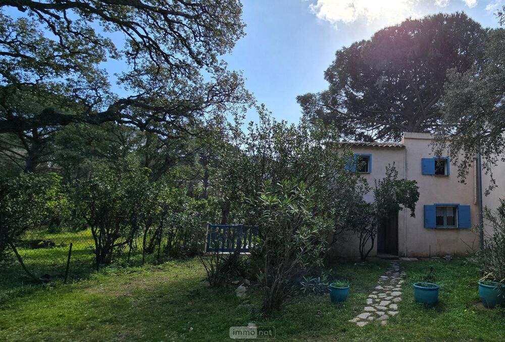 Charmante villa à 300 mètres de la plage à Porto-Vecchio....