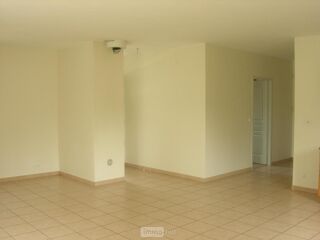  Maison à louer 4 pièces 90 m² Drom