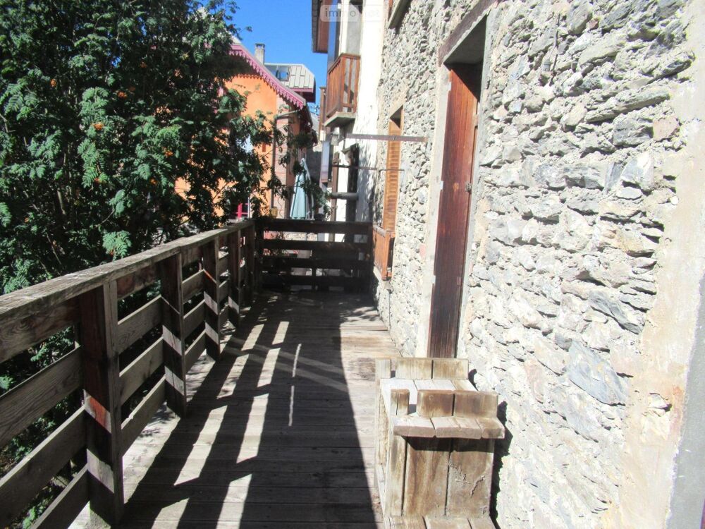 vente Maison - 7 pièce(s) - 126 m² Aiguilles (05470)