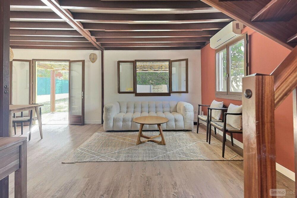 � vendre  Maison L' �tang-Sal� (97427)