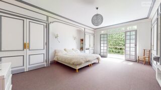  Maison à vendre 15 + pièces 764 m²