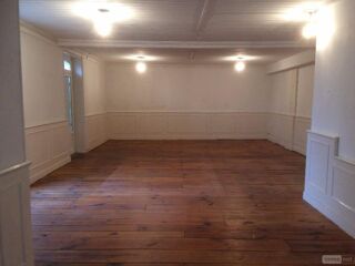  Immeuble à vendre 8 pièces 220 m²