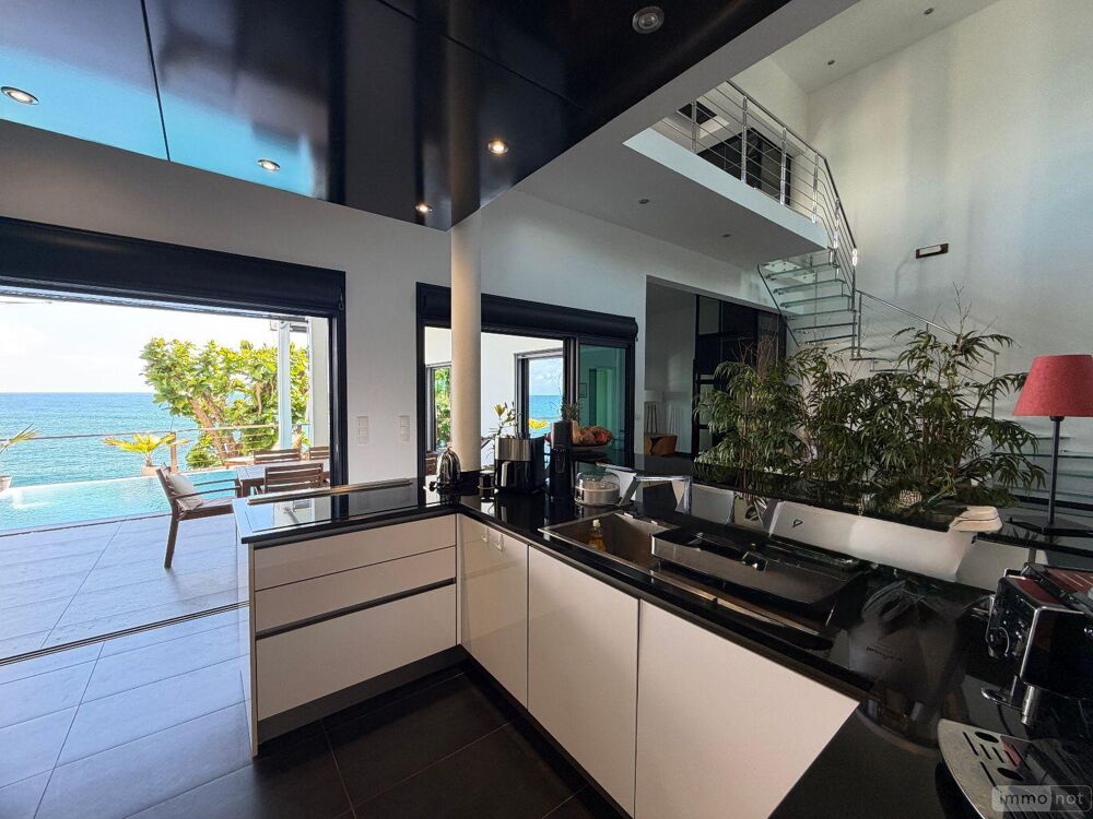vente Villa - 5 pièce(s) - 208 m² Sainte-Marie (97438)