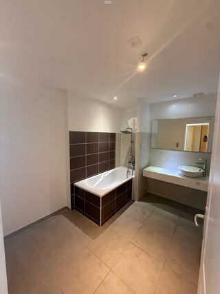  Immeuble à vendre 4 pièces 114 m²