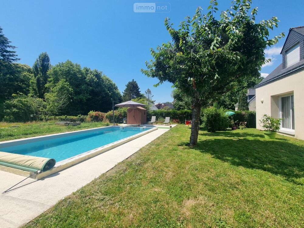 Baden, dans un environnement calme, sur grand terrain d'....