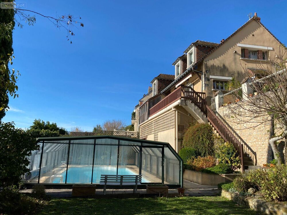 Charmante Maison avec piscine et vue panoramique sur la ....