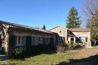  Maison à vendre 15 + pièces 292 m²
