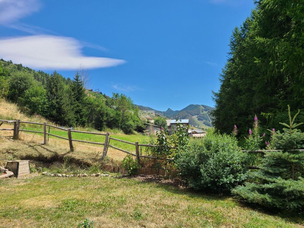 Chalet à vendre à Vars dans les Hautes-Alpes (05), Co....