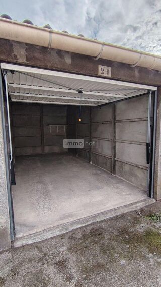  Parking / Garage à vendre 1 pièce 14 m²