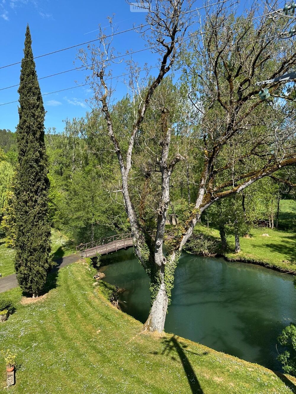 PERIGORD NOIR - VALLE DU CEOU - PROPRIÉTÉ DE 2,84 HA AVE....