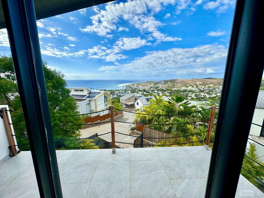 vente Villa - 6 pièce(s) - 185 m² Saint-Gilles Les Bains (97434)