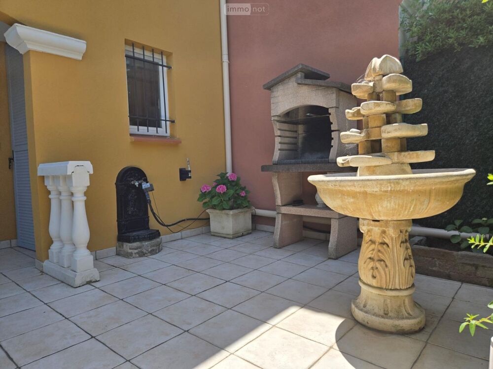 A VENDRE, villa à Fréjus dans le Var (83), Située dan....