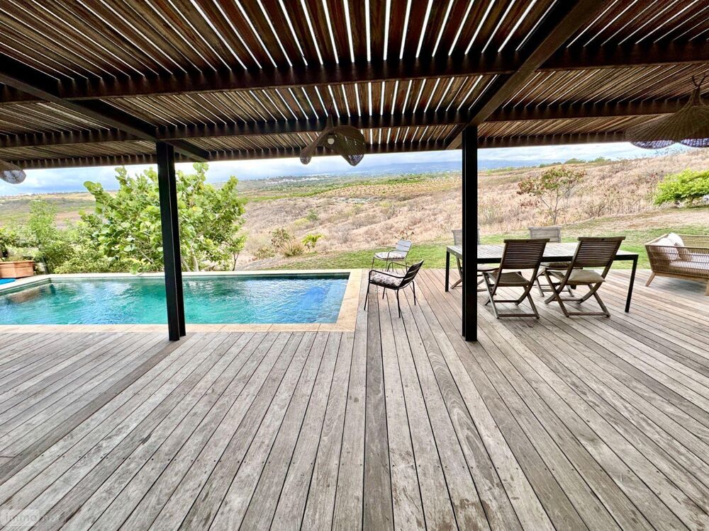 vente Villa - 6 pièce(s) - 185 m² Saint-Gilles Les Bains (97434)