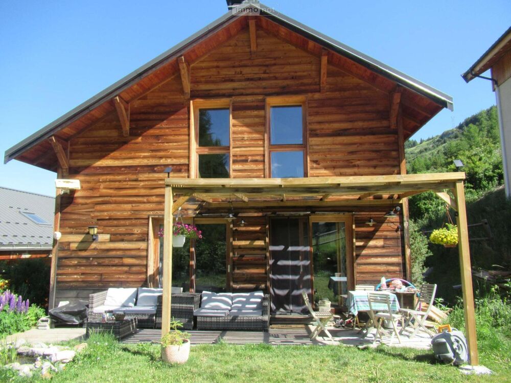 Chalet à vendre à Vars dans les Hautes-Alpes (05), Co....