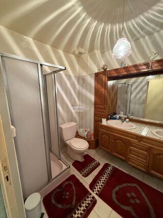  Immeuble  vendre 9 pices 205 m