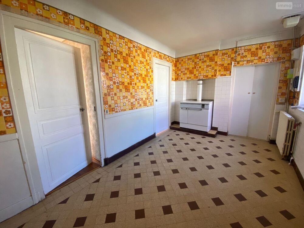 VILLEDIEU SUR INDRE (36320), une maison d''habitation d'....