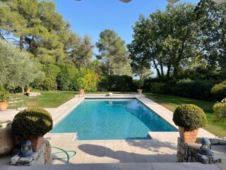  Villa  vendre 12 pices 342 m