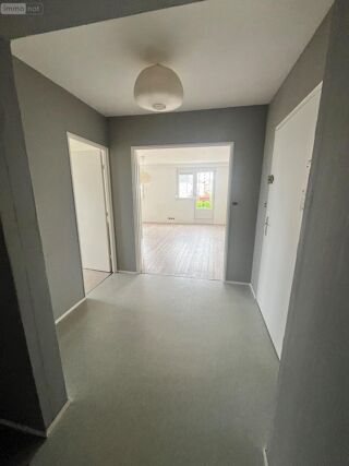  Immeuble  vendre 4 pices 85 m