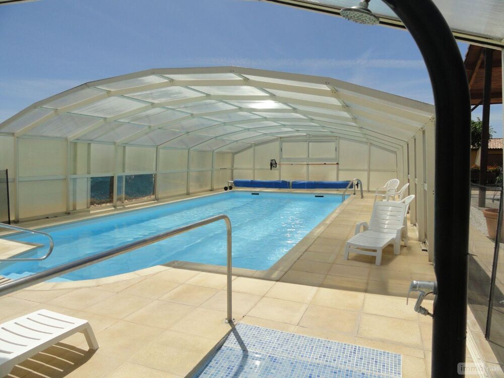 EN EXCLUSIVITE RESIDENCE LES SENORIALES proche de toutes....