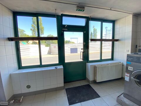 BUZANCAIS (36500), un local professionnel d''une supe... 27700 36500 Buzançais