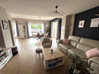  Immeuble à vendre 4 pièces 99 m²