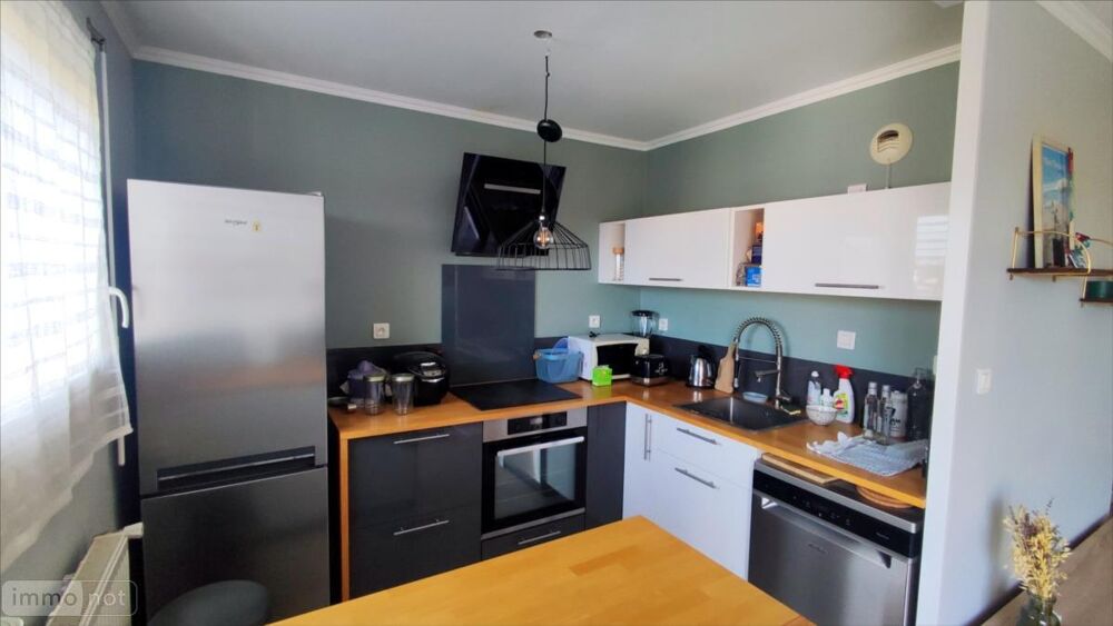 vente Appartement - 2 pièce(s) - 46 m² Sathonay-Camp (69580)