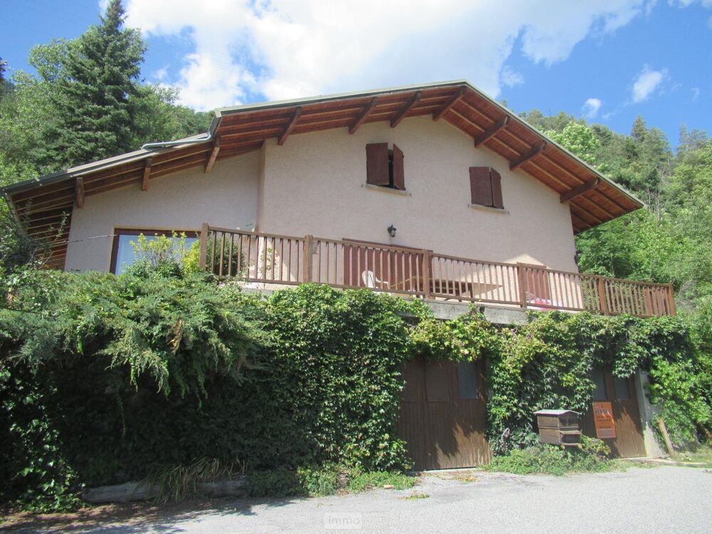 vente Maison - 7 pièce(s) - 157 m² Saint-Clément-sur-Durance (05600)