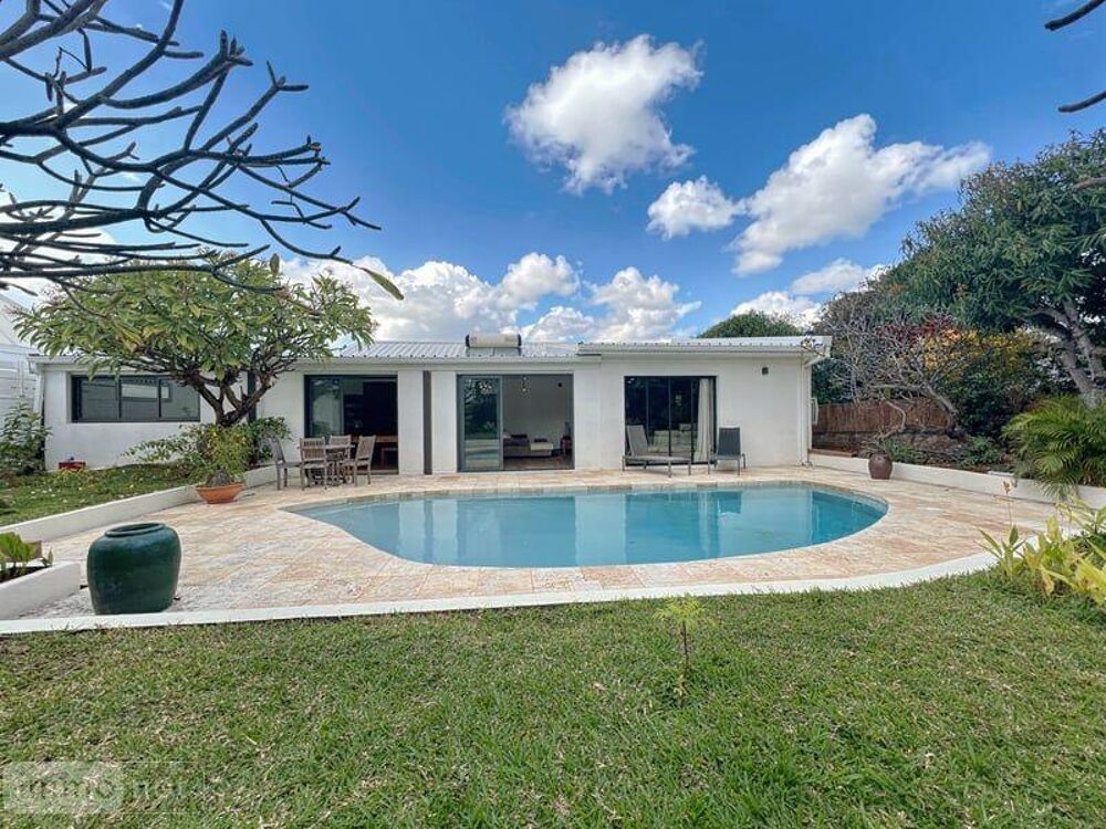 vente Maison - 6 pièce(s) - 177 m² Saint-Pierre (97410)