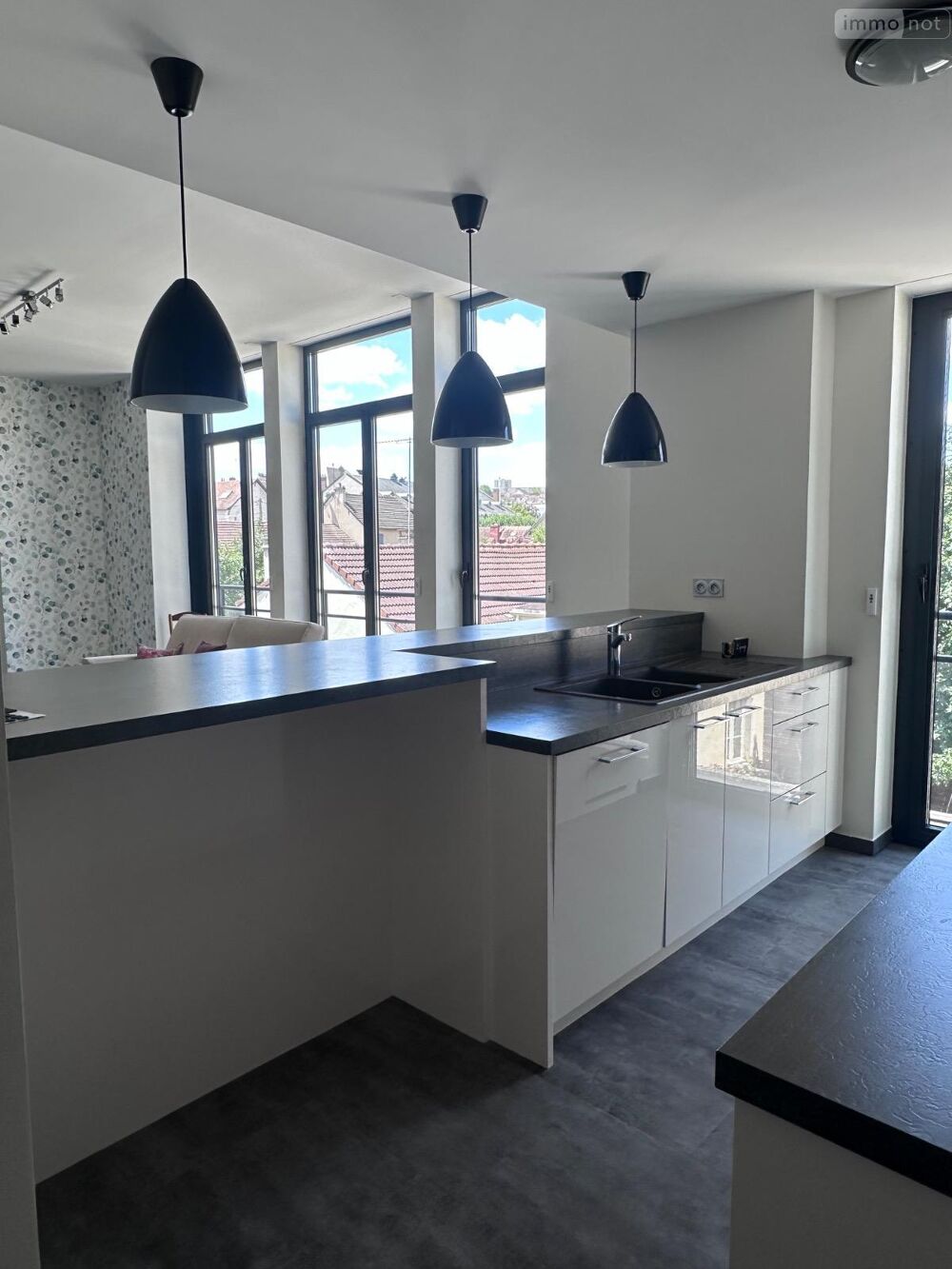 location Appartement - 4 pièce(s) - 125 m² Auxerre (89000)