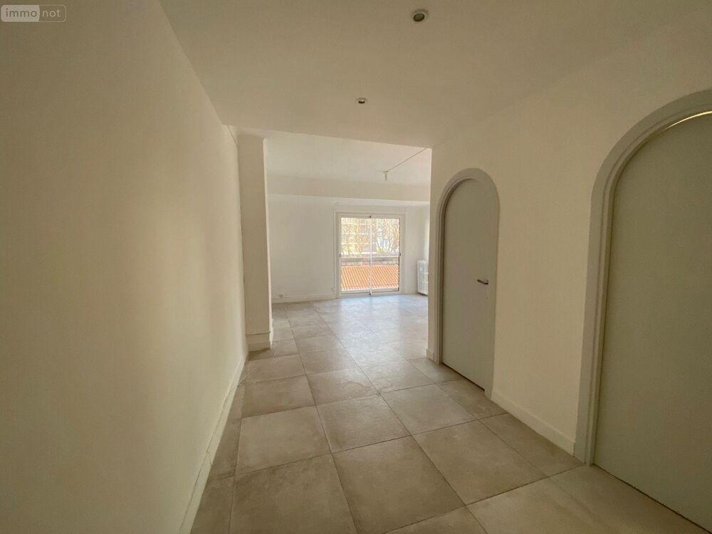 vente Immeuble - 1 pièce(s) - 34 m² Toulon (83000)