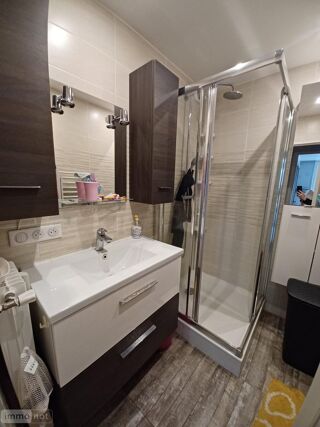  Immeuble � vendre 4 pi�ces 76 m�