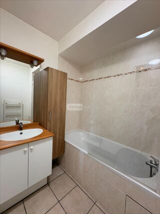  Appartement à louer 2 pièces 42 m²