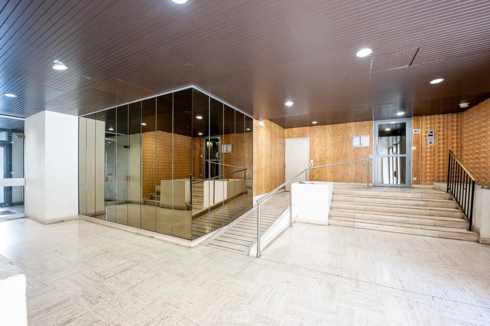 vente Immeuble - 3 pièce(s) - 69 m² Paris 20