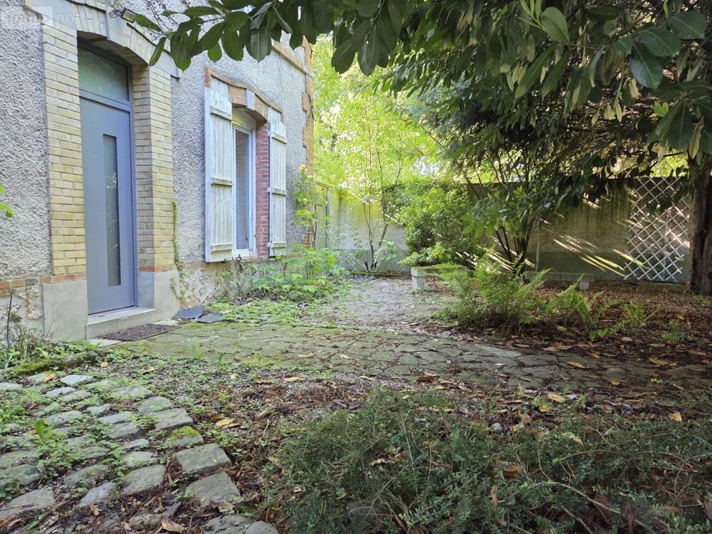 Maison 10 pièces 330 m² · à Mourmelon-le-Grand · 330 m² · 295 000 €