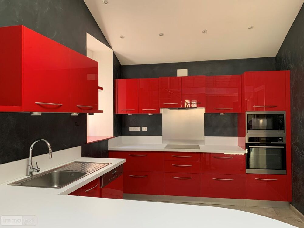 DUPLEX lumineux de 95 m²  À LOUER ! En plein coeur....