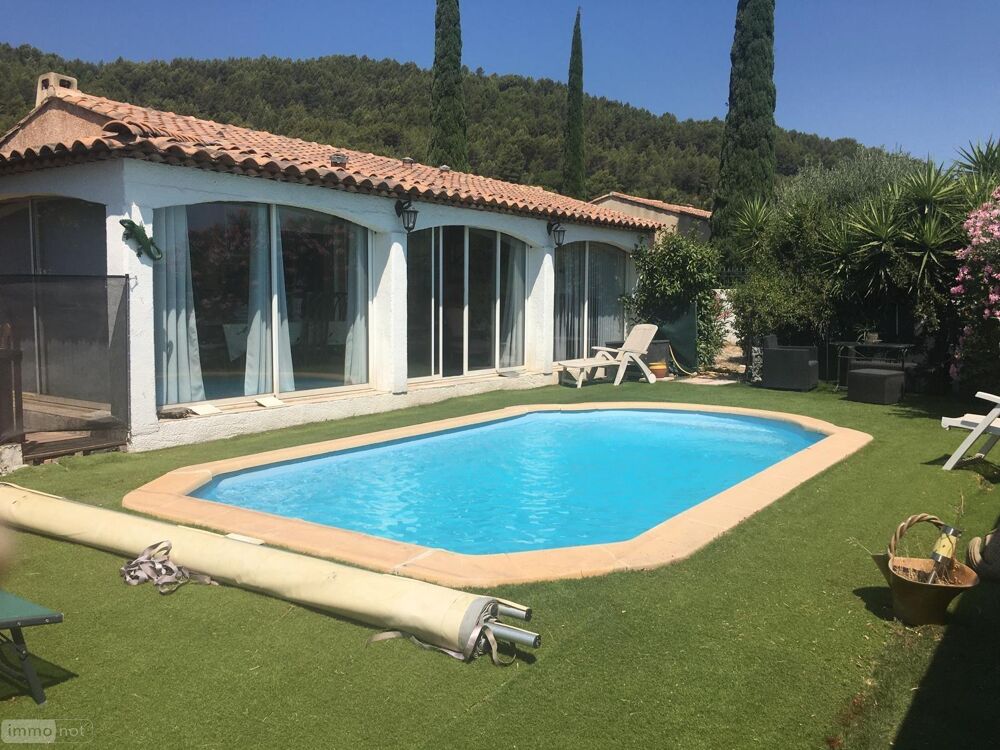 Pavillon individuel à vendre sur Cuers (Var), de type T4....