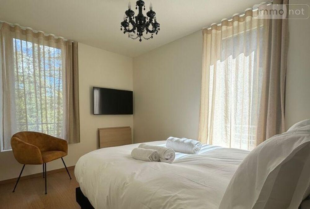 vente Appartement - 3 pièce(s) - 55 m² Château-Ville-Vieille (05350)