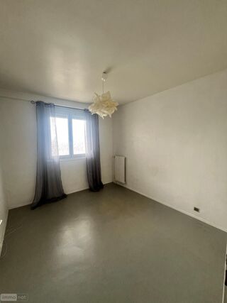  Immeuble  vendre 4 pices 85 m