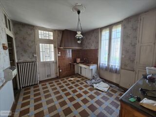 Maison à vendre 8 pièces 241 m²