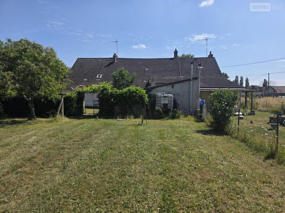 Ensemble immobilier composé de deux habitations sur plus....