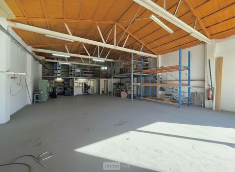   Vente / Local Commercial - 396 m² 