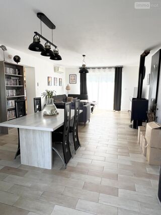  Maison  vendre 6 pices 141 m