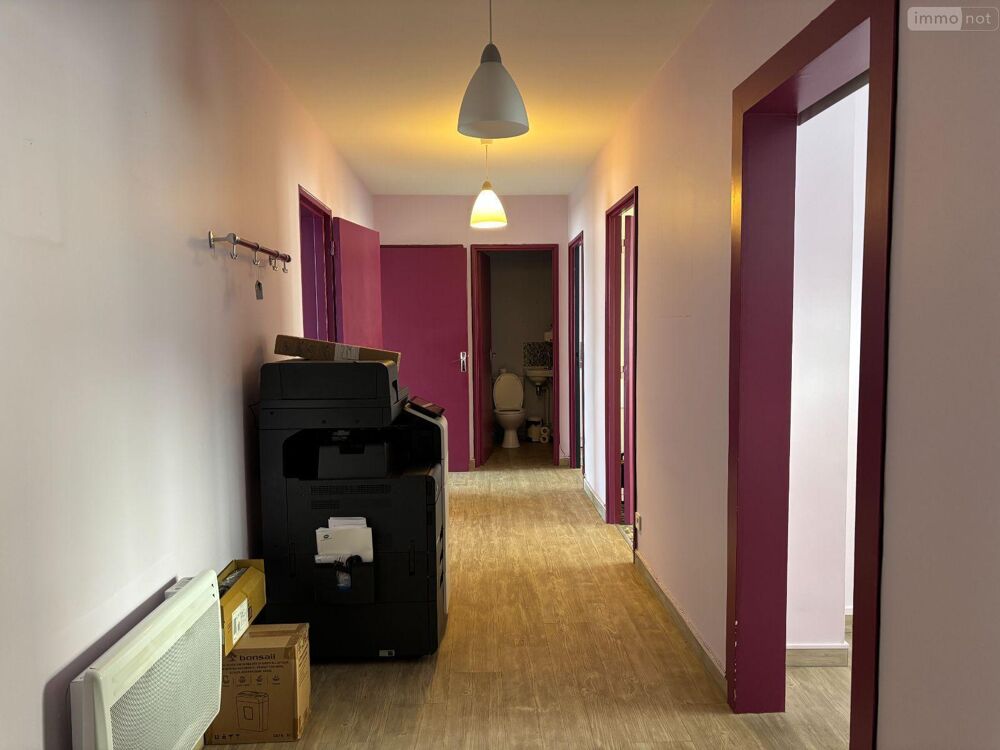 A Vendre à CHATEAUROUX (36000), proche centre-ville, un ....