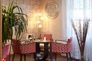  Maison  vendre 15 + pices 450 m