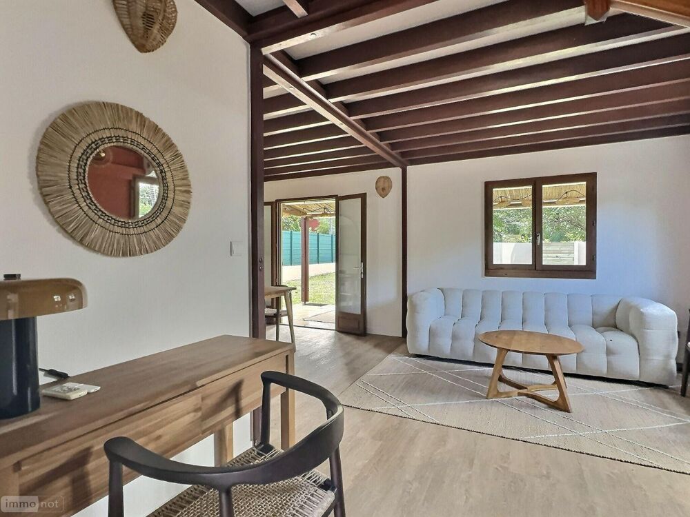 � vendre  Maison L' �tang-Sal� (97427)